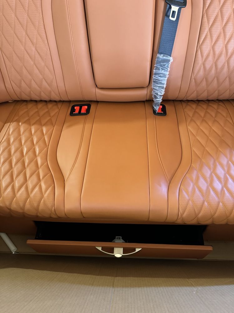 Продам комфортный диван для Vito, T5, Vklass