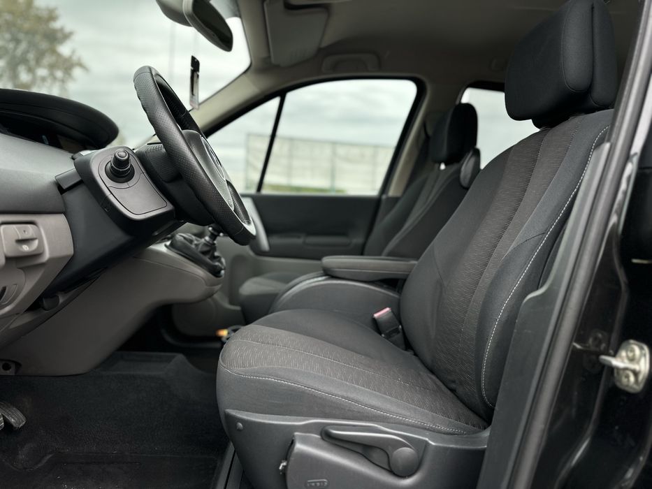 Продам Renault Grand Scenic 2