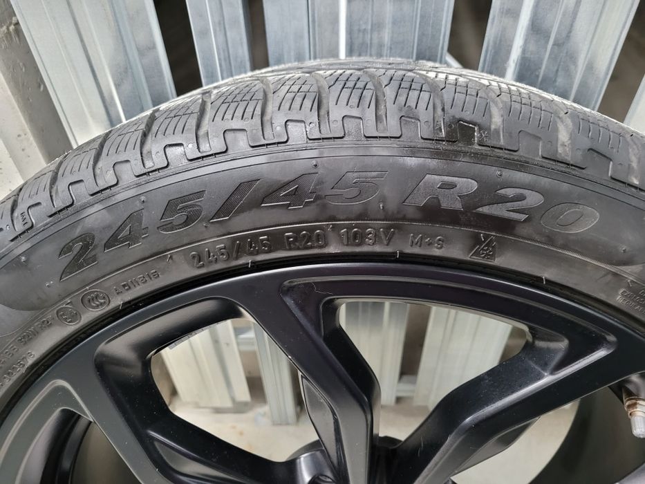 Koła zimowe 245/45R20 BMW X3 X4 G01 G02