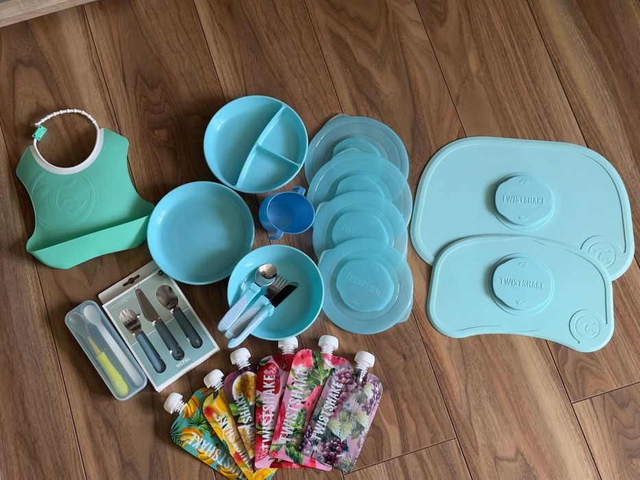 Krzesełko do karmienia + zestaw naczyń do rozszerzania diety