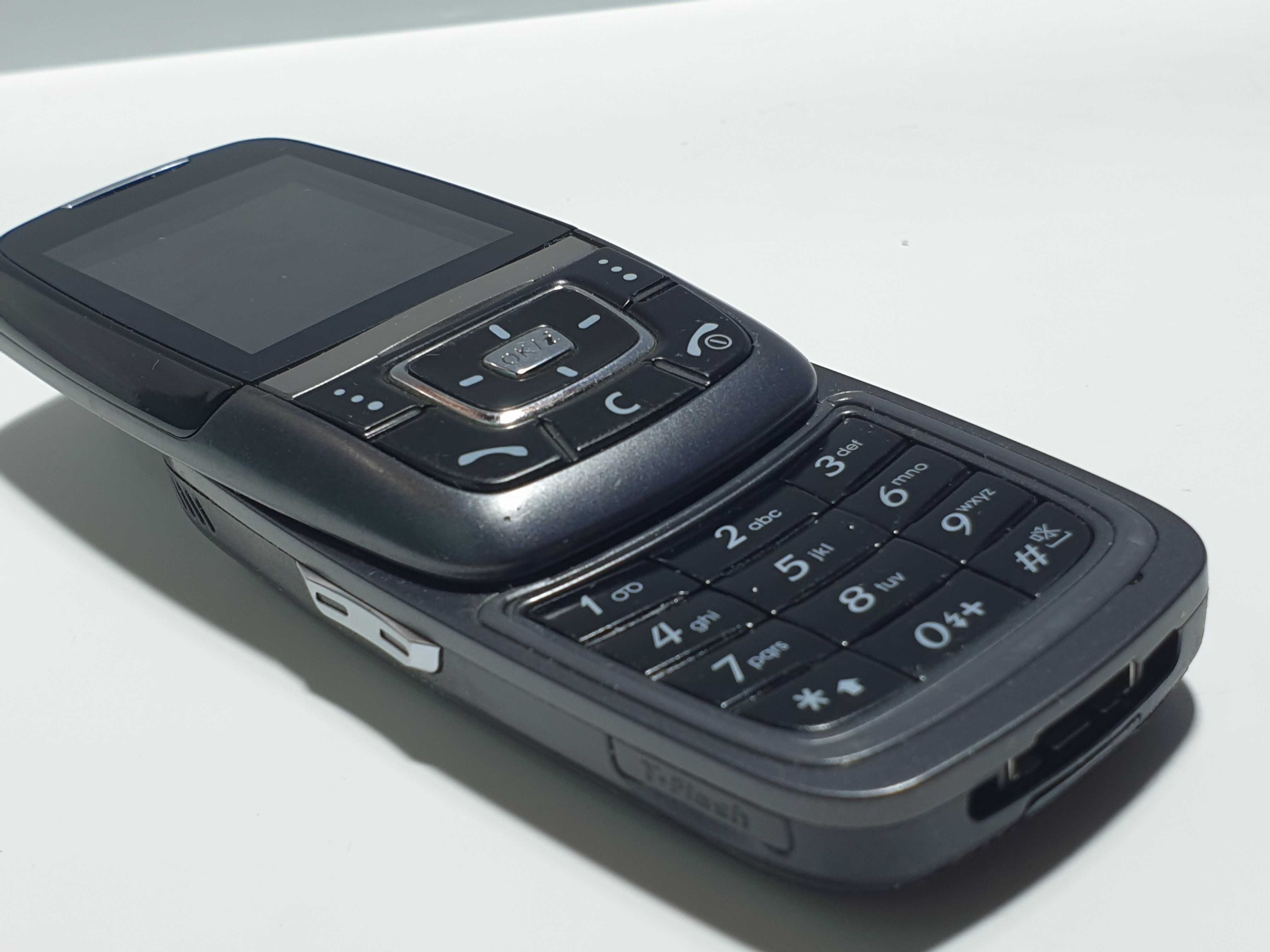 телефон samsung   d600  зарядне