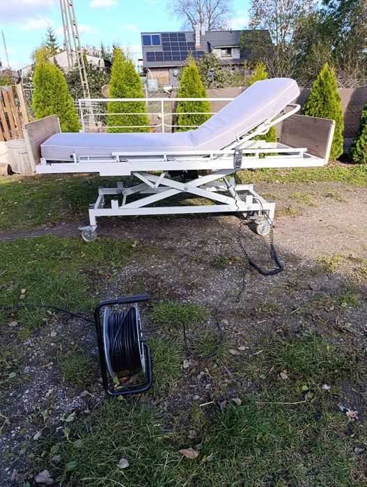 Łozko szpitalne medyczne