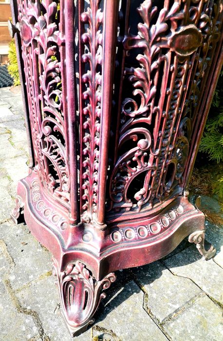 Kominek żeliwny z przełomu XIX i XX wieku - Bretania