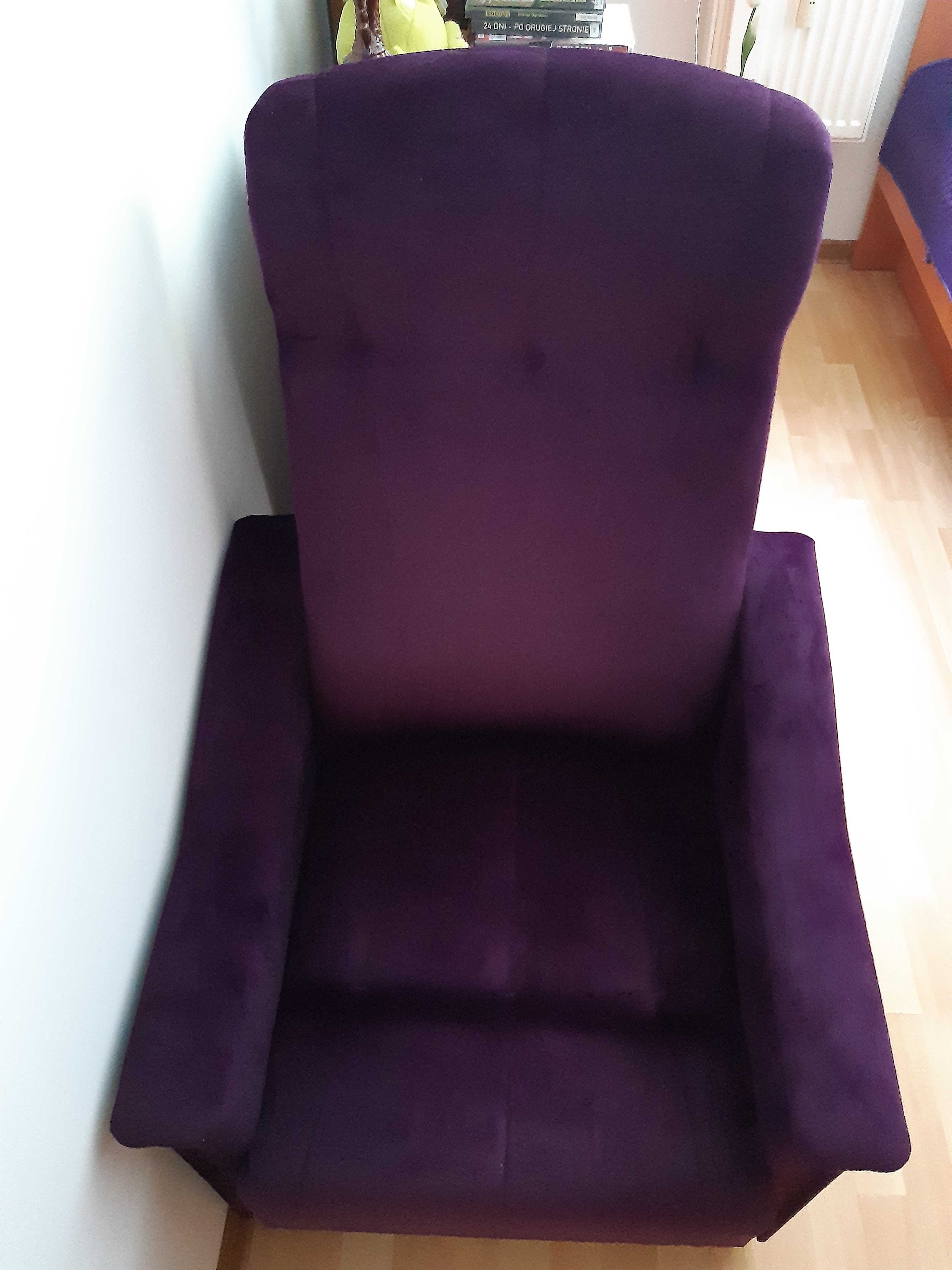 Fotel uszak fioletowy nowy