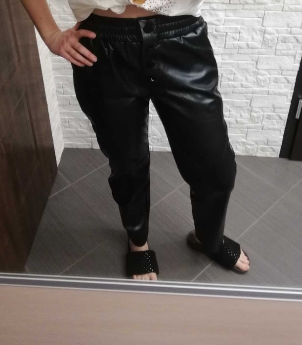 Spodnie lateksowe, jak nowe M