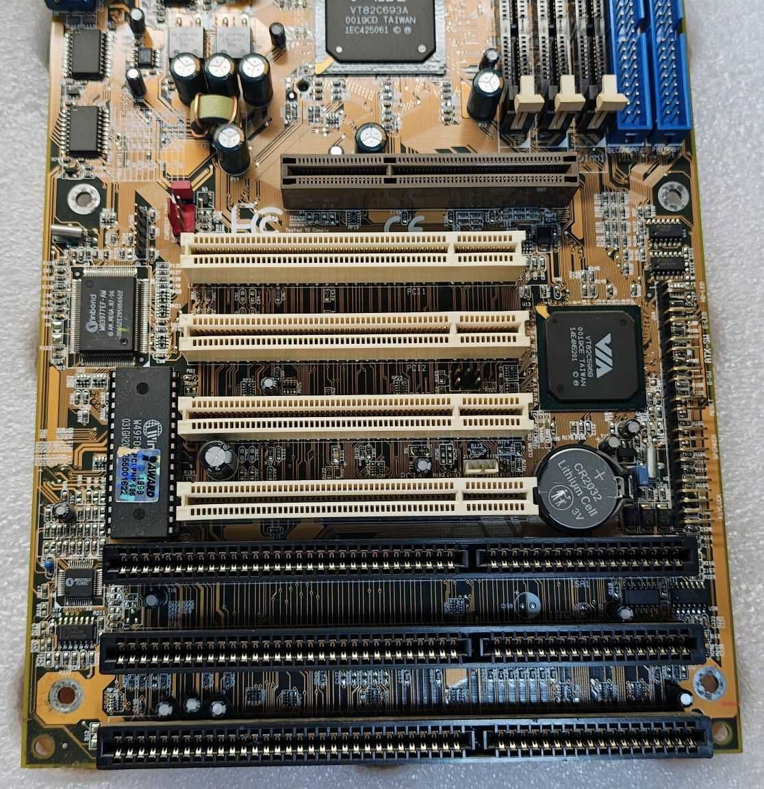 Płyta główna DFI CA61 Rev. B1 Socket 370 PGA370 Stan BDB Retro