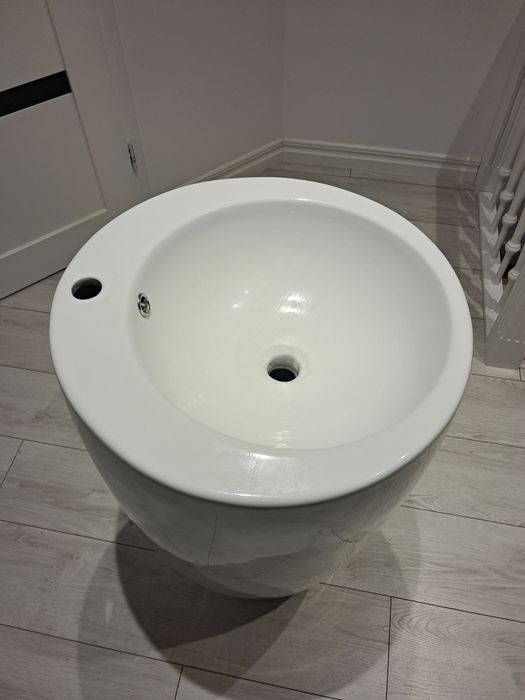 Umywalka wolnostojąca Lux-Aqua 40128