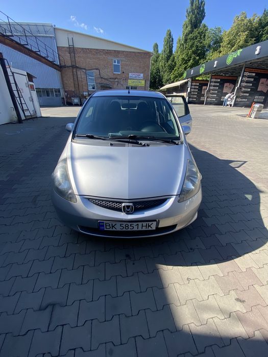 Хонда джаз 1.25 ..