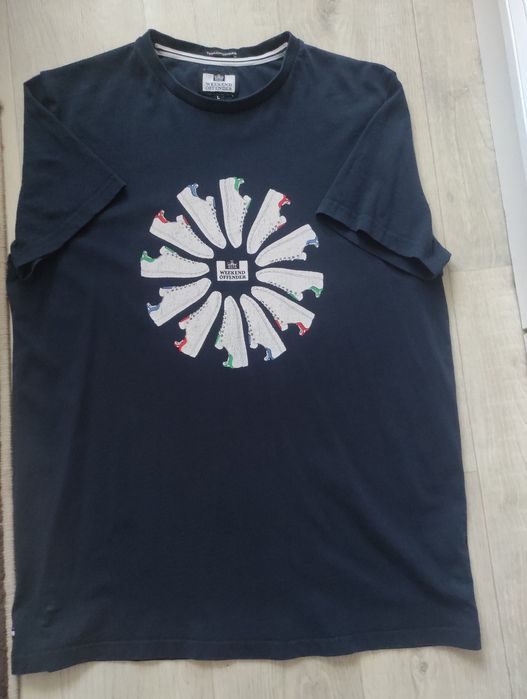 Футболка Weekend Offender розмір L