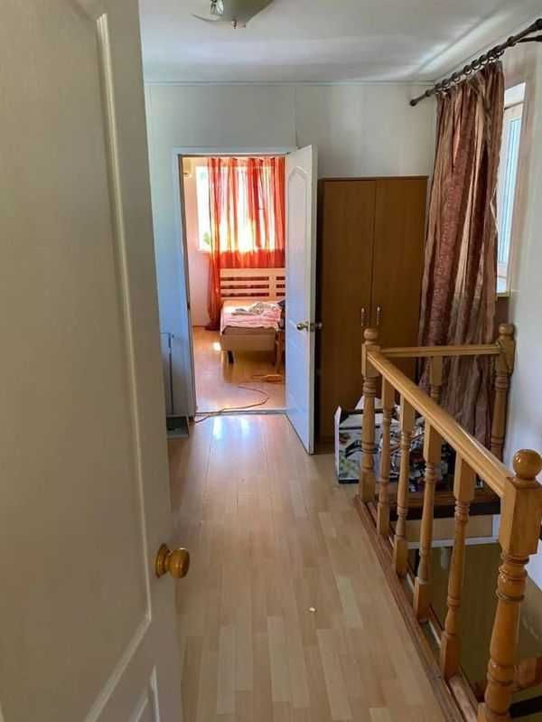 Аренда Сдам отдельный 2-этаж дом, 57 м²,  центр, пр.Науки (Гагарина)