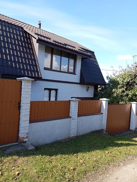 Дачний будинок в Лезнево з усіма зручностями!