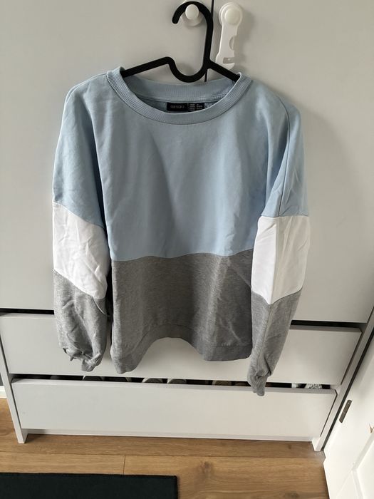 Bluza damska w rozmiarze 36/38