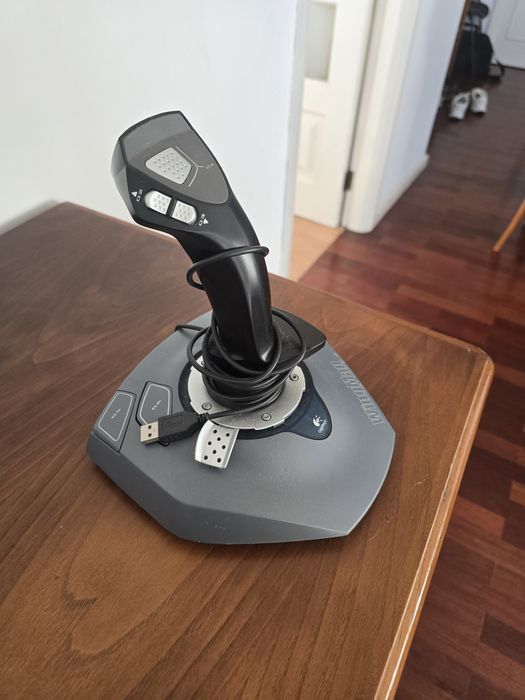 Joystick Logitech WingMan Attack 2 (USB)