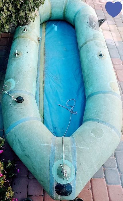 Продам резинову лодку Лисичанка. б/у