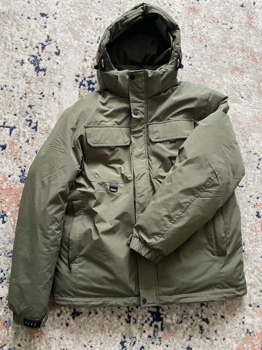 Продам  чоловічу зимову куртку