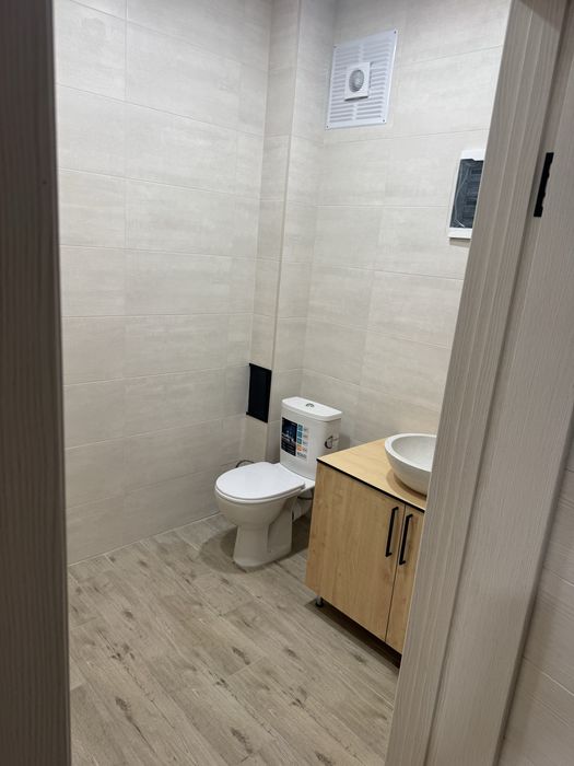 Здам поверх на дві кімнати