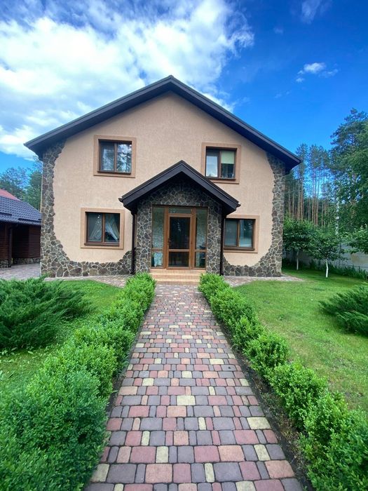 Продається будинок в с.Пряжів серед новобудов