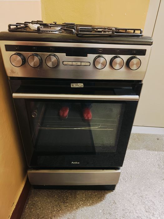 Kuchnia gazowa piekarnik elektryczny