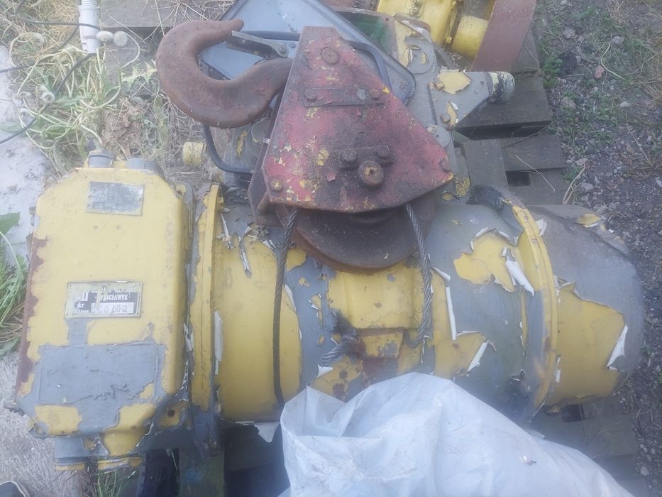 Sprawne Silniki elektryczne, wyciągarka   5,5 kW 17 kW Cena 3 zł za kg