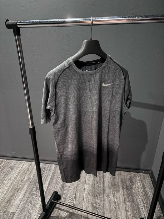 Футболки Nike L size