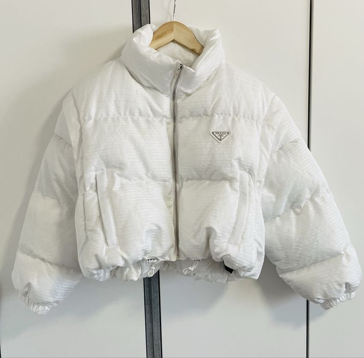 Куртка пуховик Prada S Распродажа