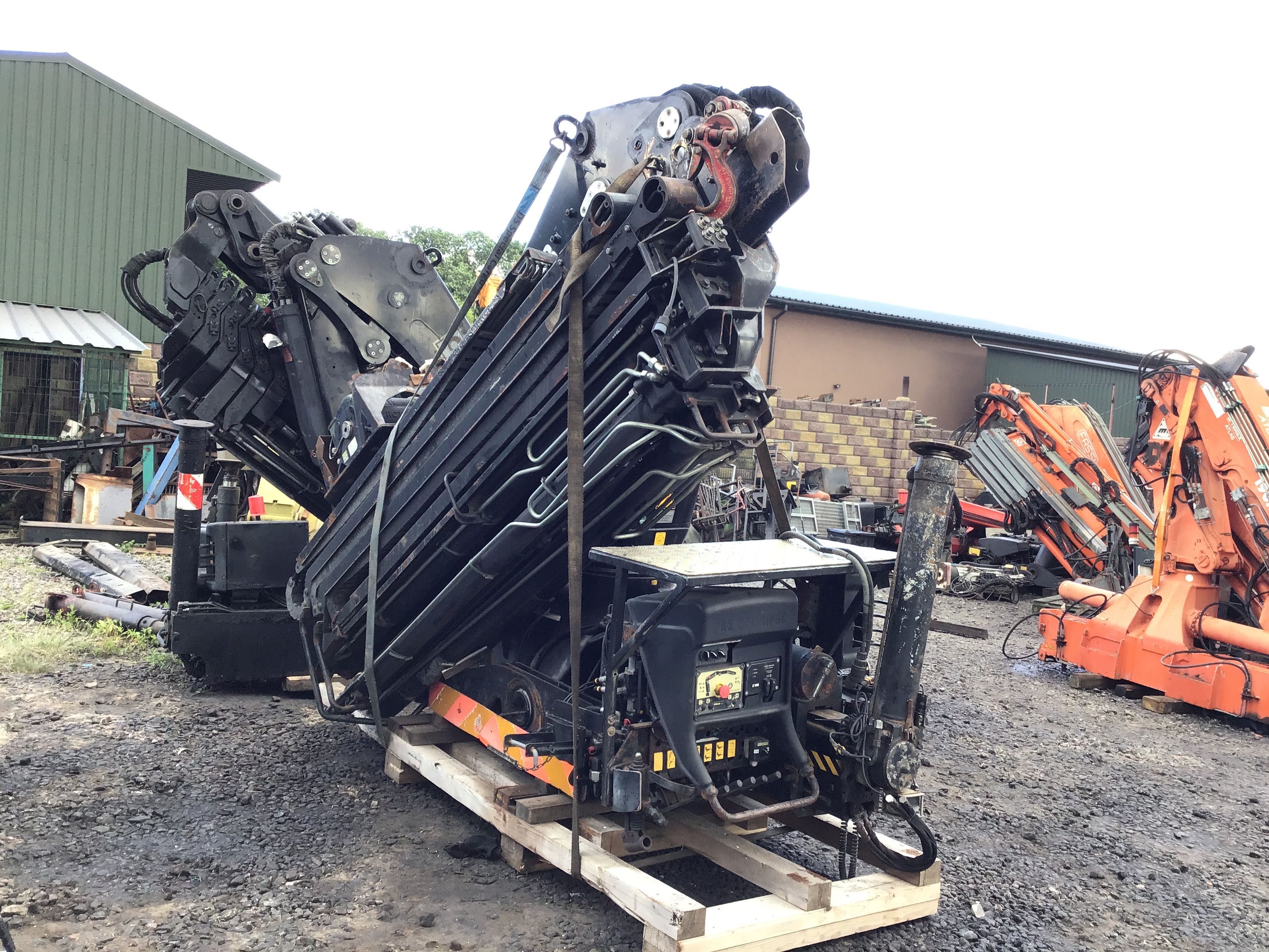 Кран манипулятор HIAB 377 7 висувів Радіо керування