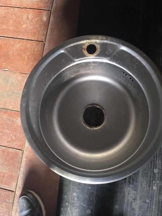 Продам мойку на кухню