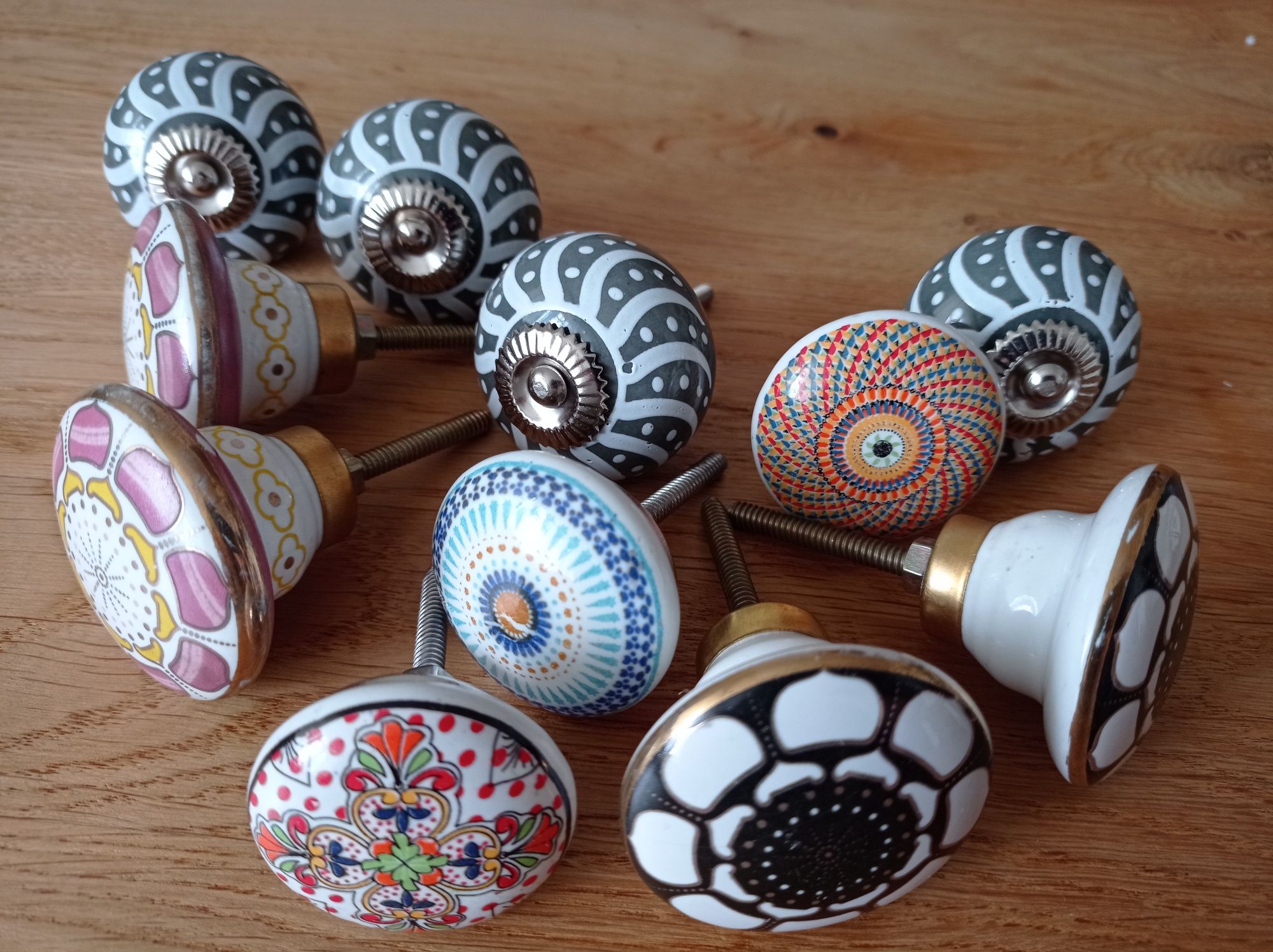 Śliczne ceramiczne gałki meblowe ręcznie malowane handmade boho
