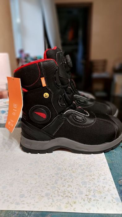 Рабочие сапоги, ботинки