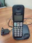 Telefon Panasonic KX -TGE110PD, stan dobry z zasilaczem, sprawny