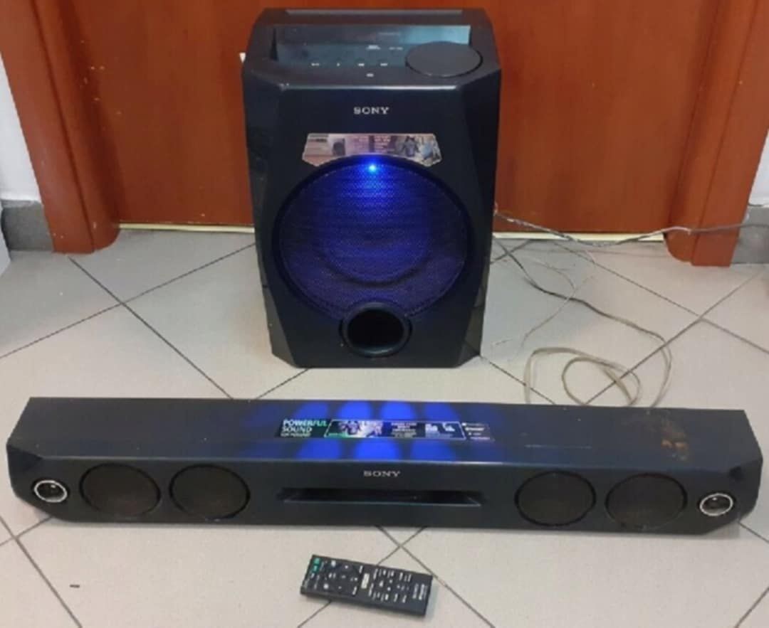 Subwoofer sony z pilotem