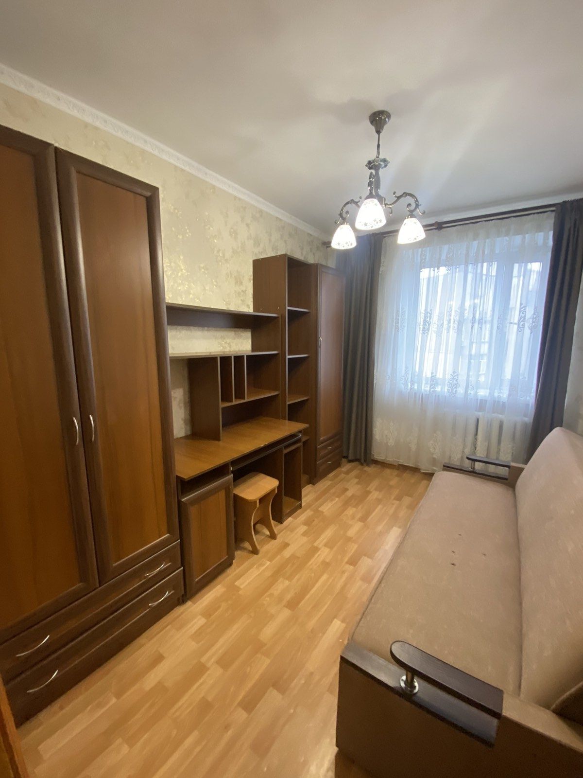 Под сертификат подходит ПЛОЩАДЬ  Кирпич ЦЕНТР Продам 2 ком квартиру