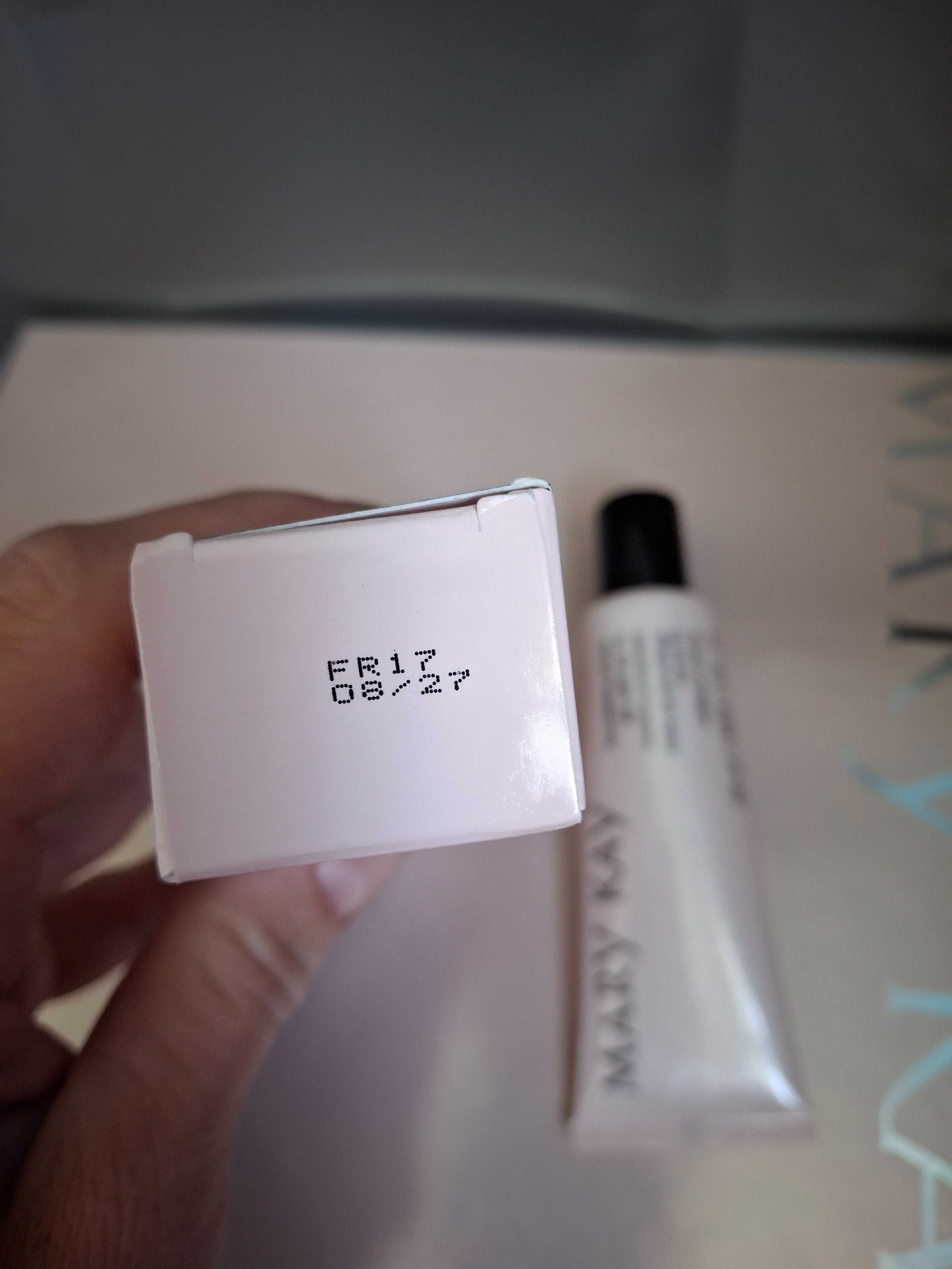 Baza pod makijaż Mary Kay