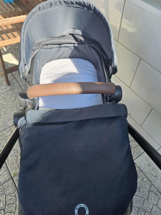 Carro de passeio maxi cosi