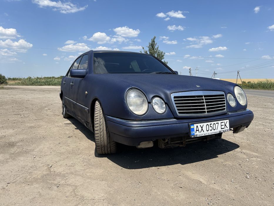 Продам мерседес w210