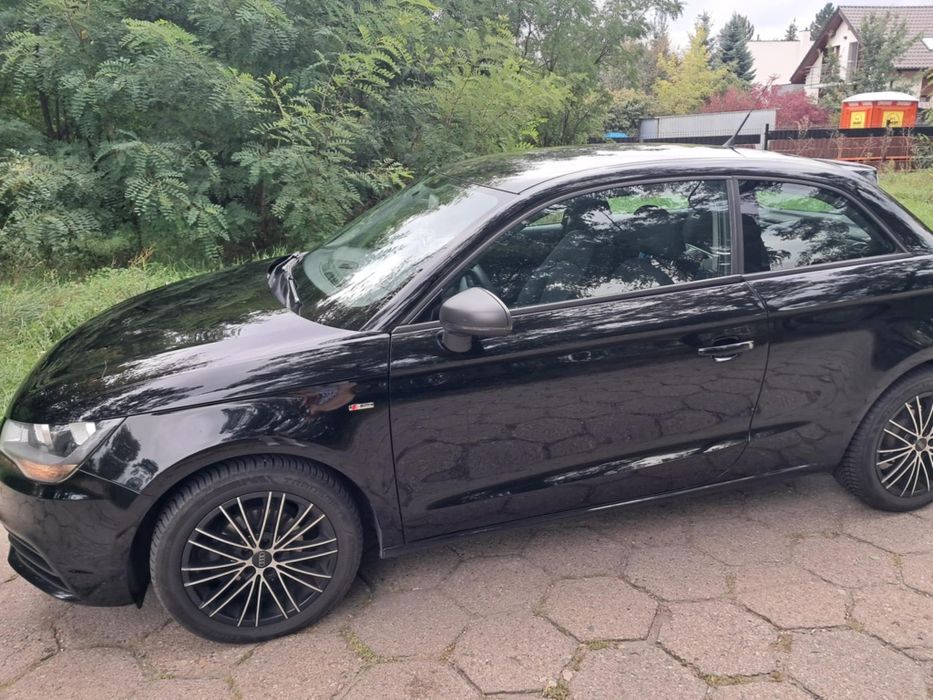 Stalowe Audi A1  1,2 benzyna