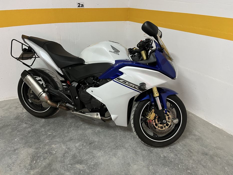 Honda CBR600F 2011