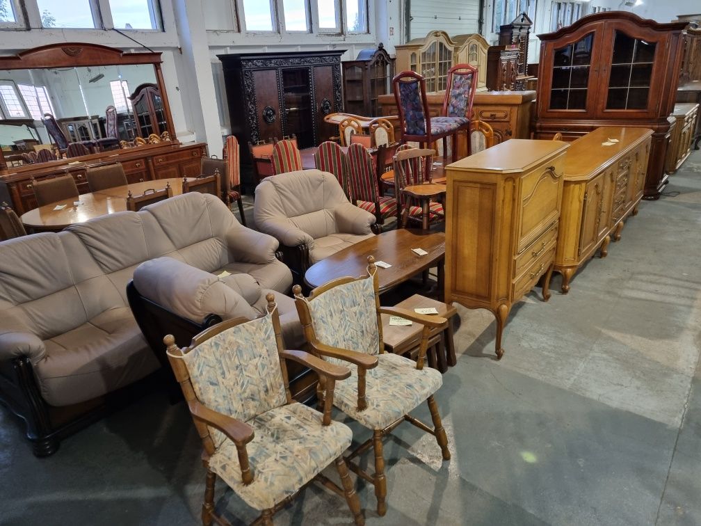komoda witryna regał biblioteka bufet szafka