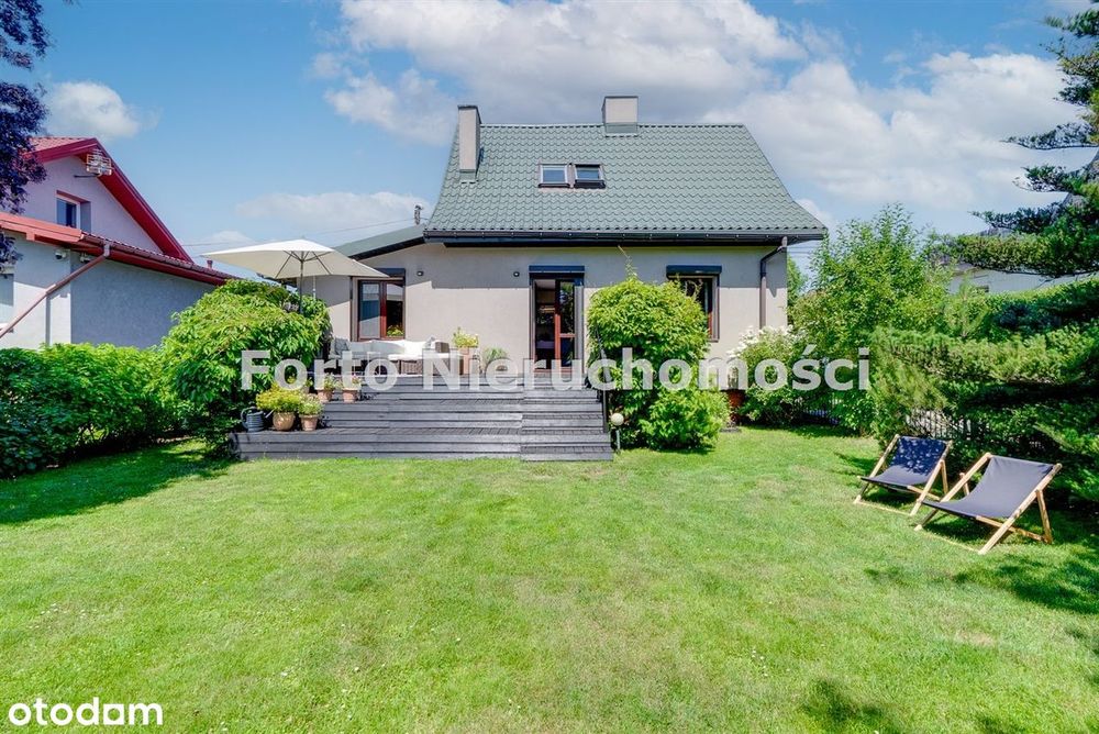 Dom w Chorzowie Batorym na ulicy Kasztanowej