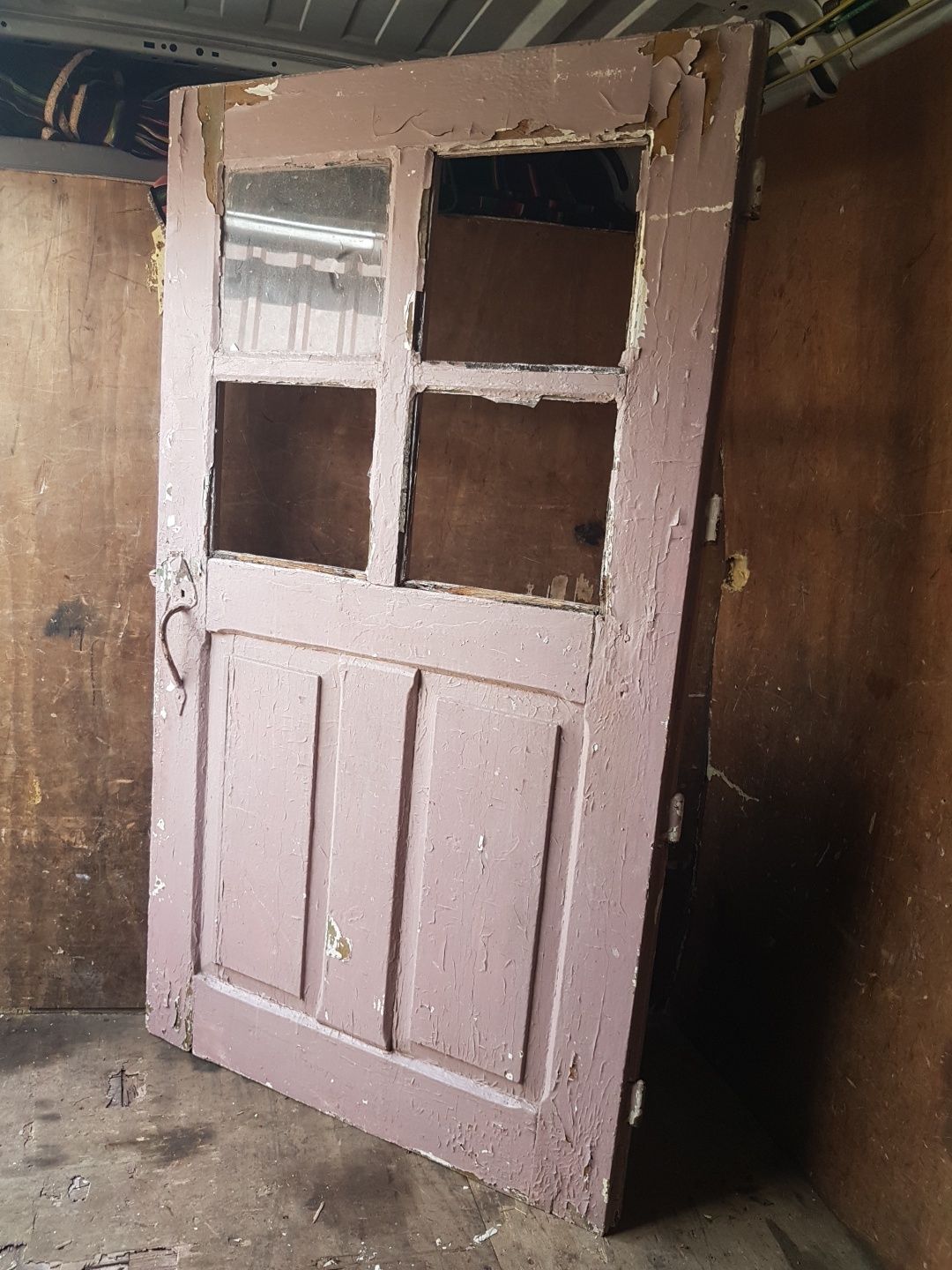 Stare drzwi wiejska chata drewniane ludowe stary antyk