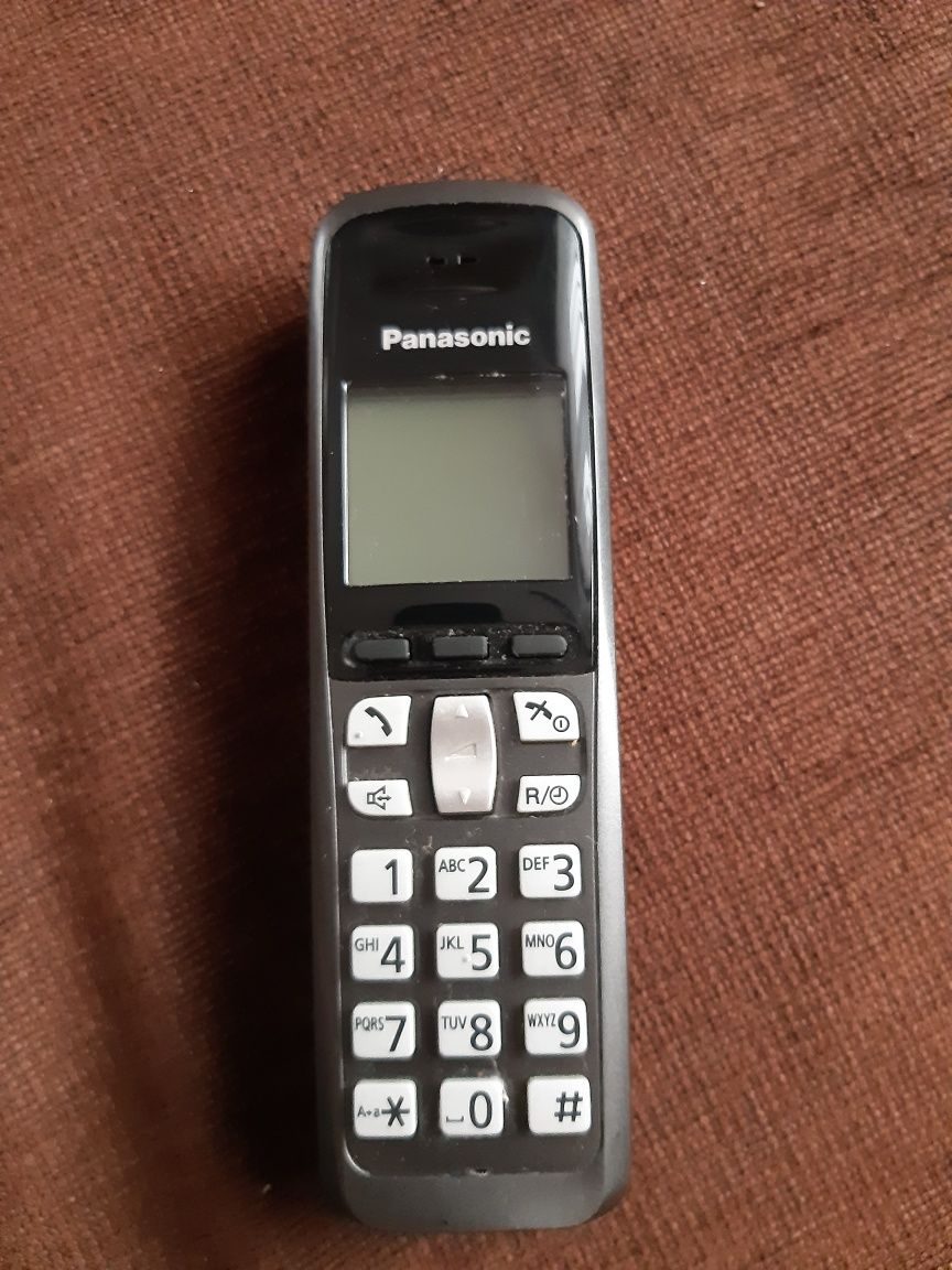 Telefon bezprzewodowy z dodatkową słuchawką