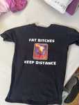 Футболка fat bitches keep distance , нова вдів раз і раз виправ