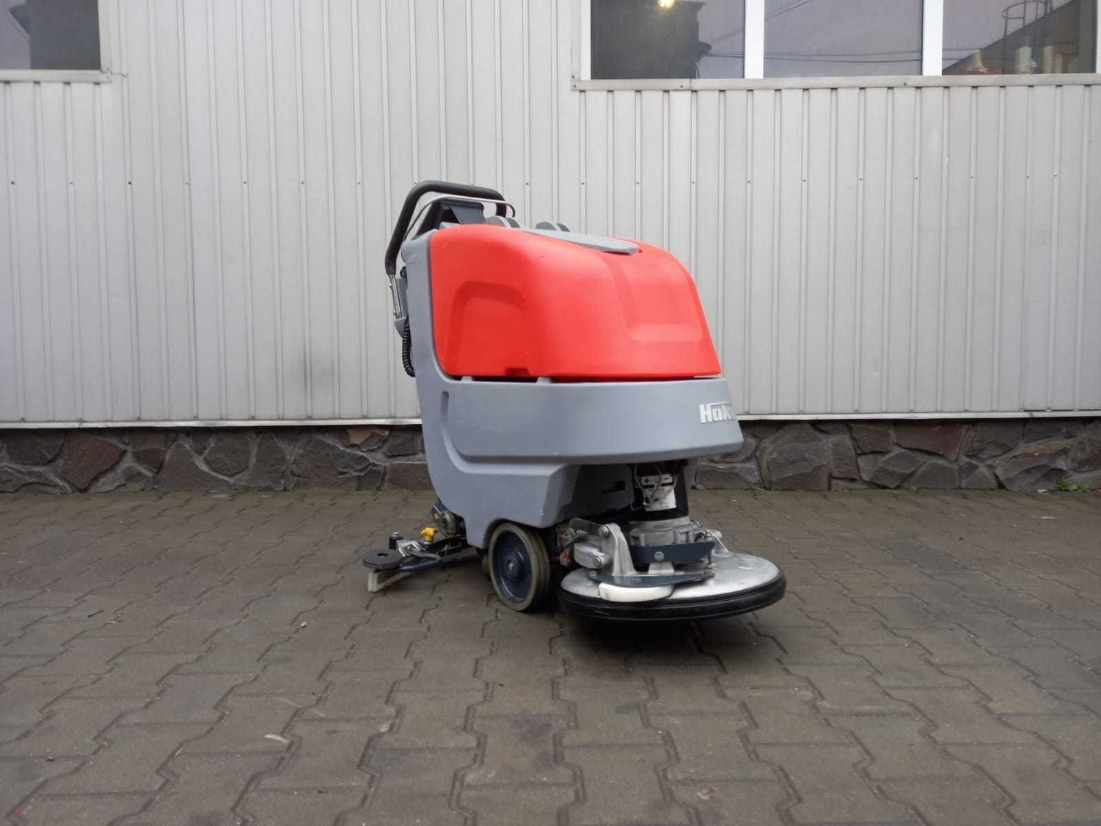 Profesjonalna szorowarka Hako B 30 b/t TB430