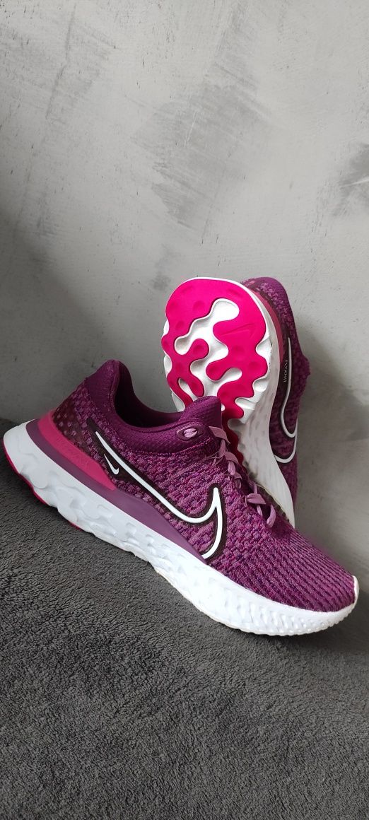 Nike React Infinity Run Flyknit 3  rozmiar 41 (26,5 cm)