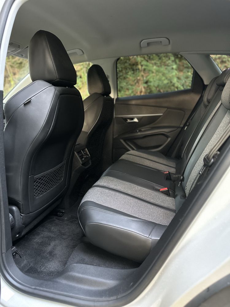 PEUGEOT 3008 1.5 BLUE-HDI CX AUTOMÁTICA