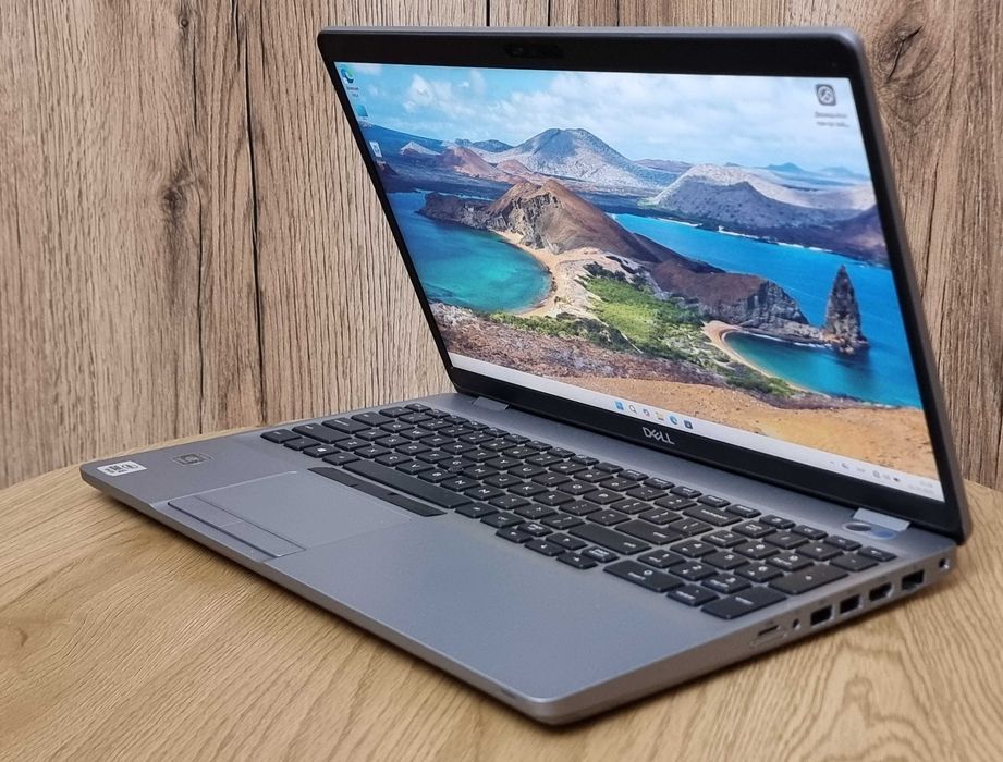 Ігровий ноутбук Dell Precision 3551 16/350гб Nvidia Quadro P620 4гб