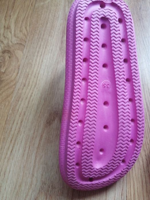 Sandały nowe, piankowe, dziewczece 35