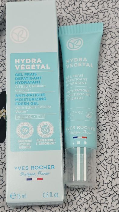 Yves Rocher Nawilżająco- rozświetlający żel pod oczy