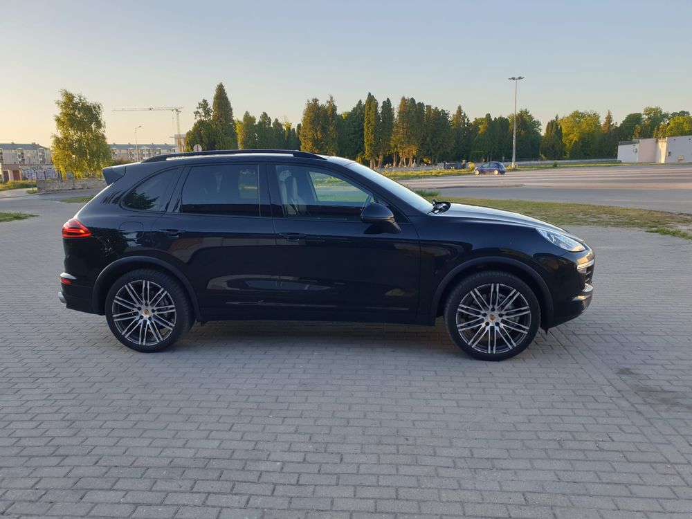 Porsche Cayenne S Diesel 2015r (385 KM)