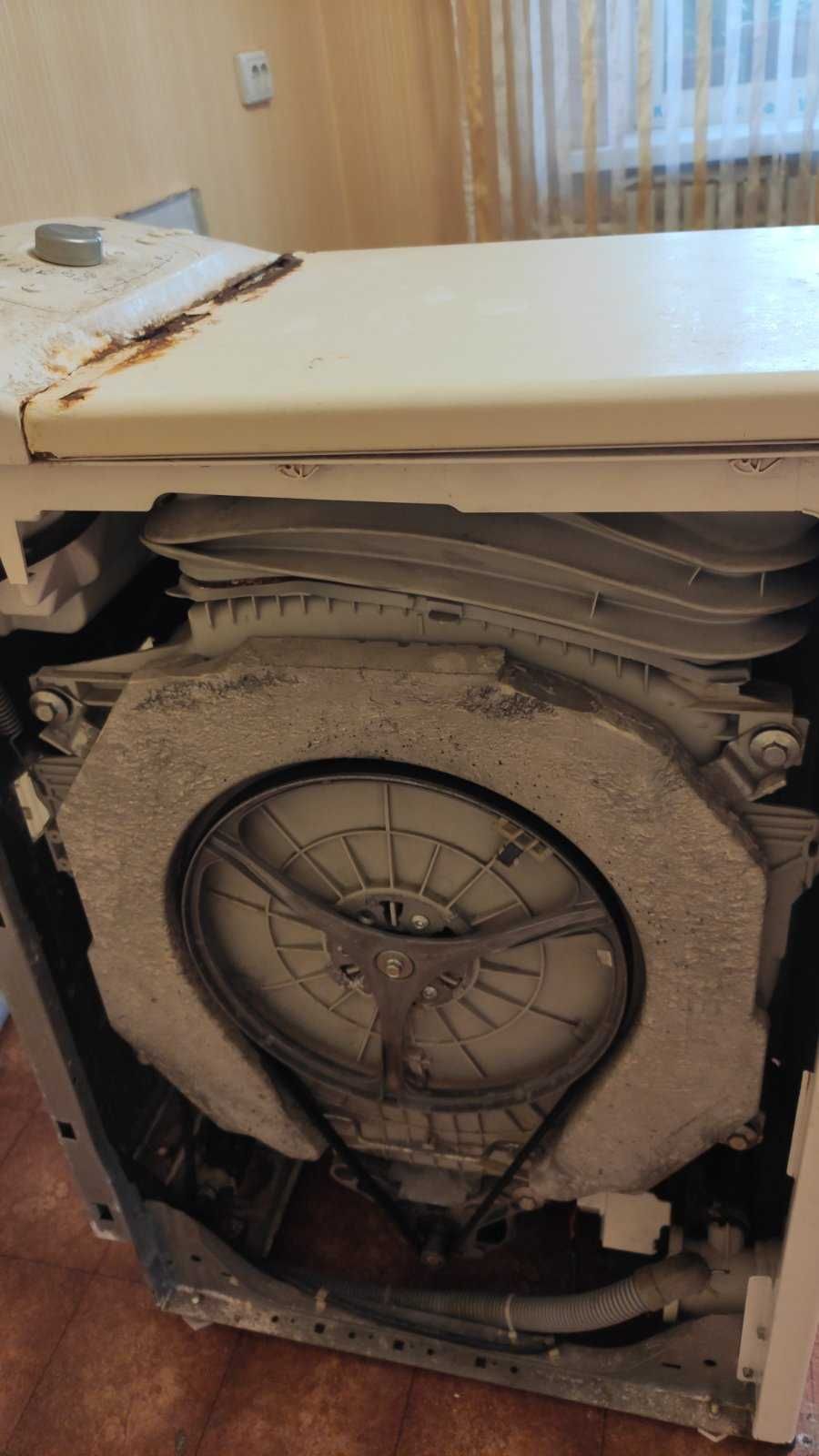 Продам запчасти к стиральной машине Whirlpool AWE 8725